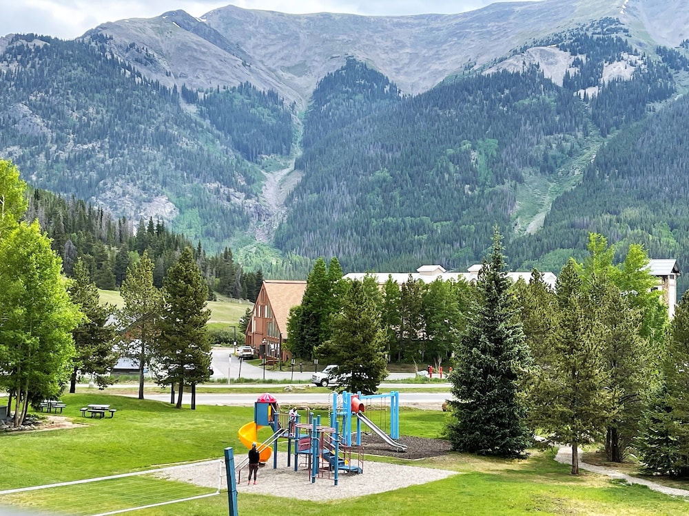 cambria hotel copper mountain