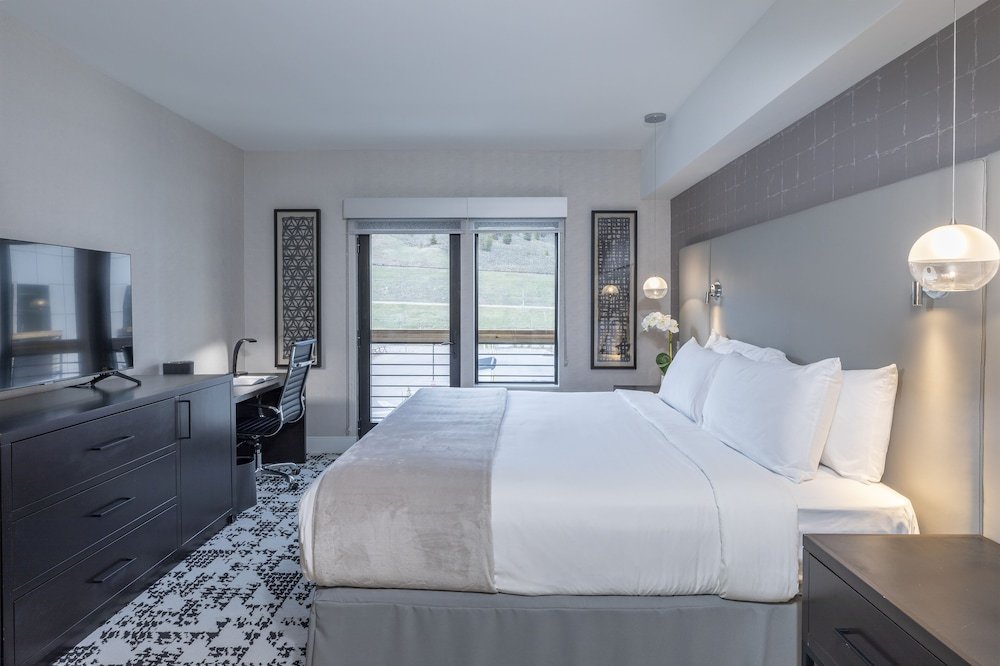 cambria hotel copper mountain