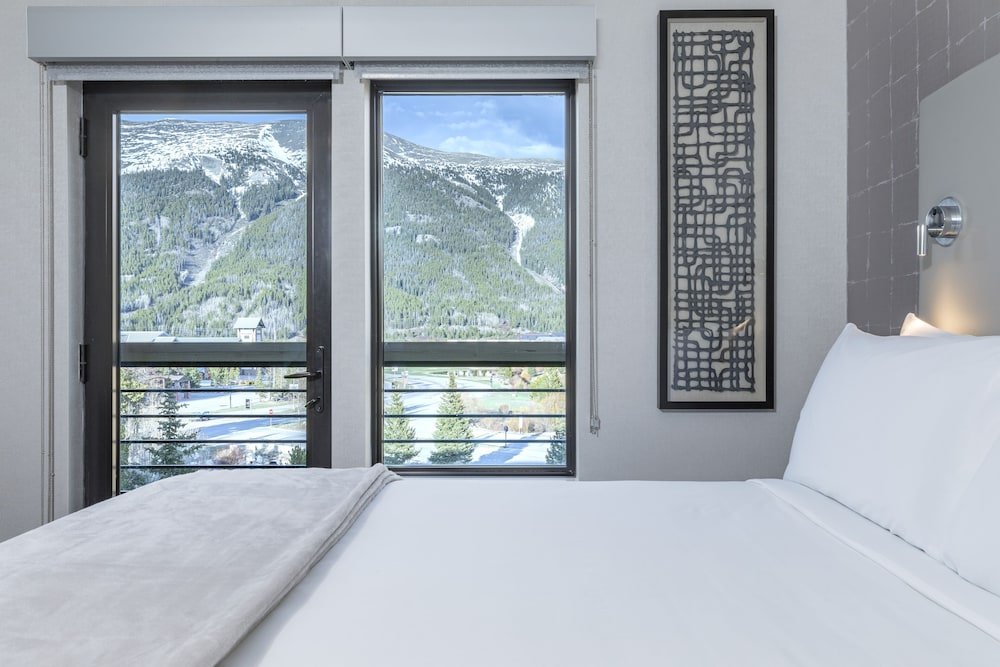 cambria hotel copper mountain