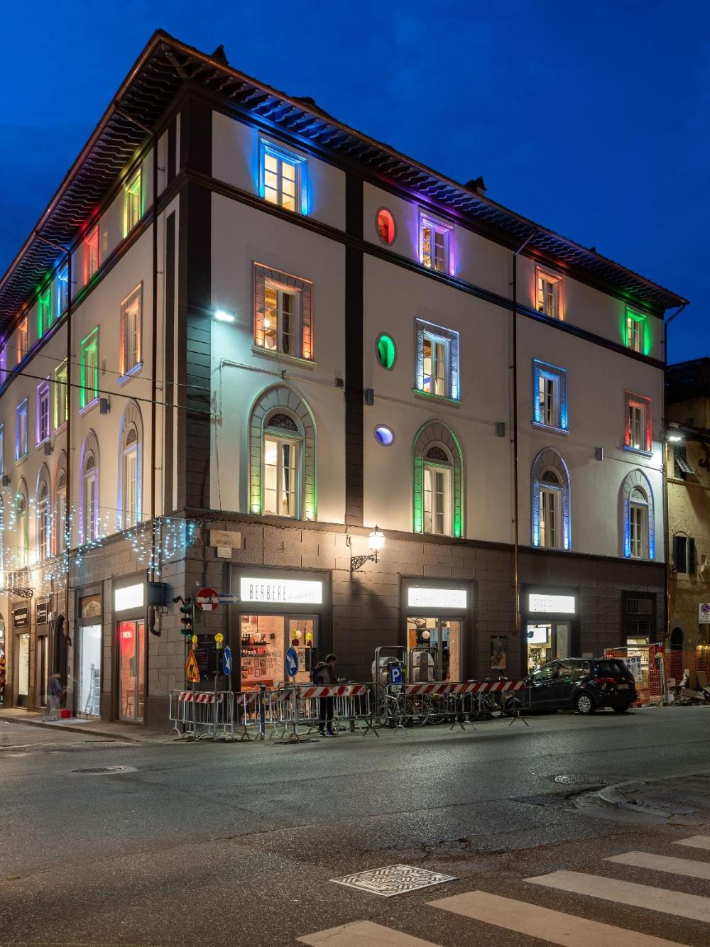 kairos by florence art apartments