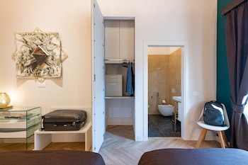 kairos by florence art apartments