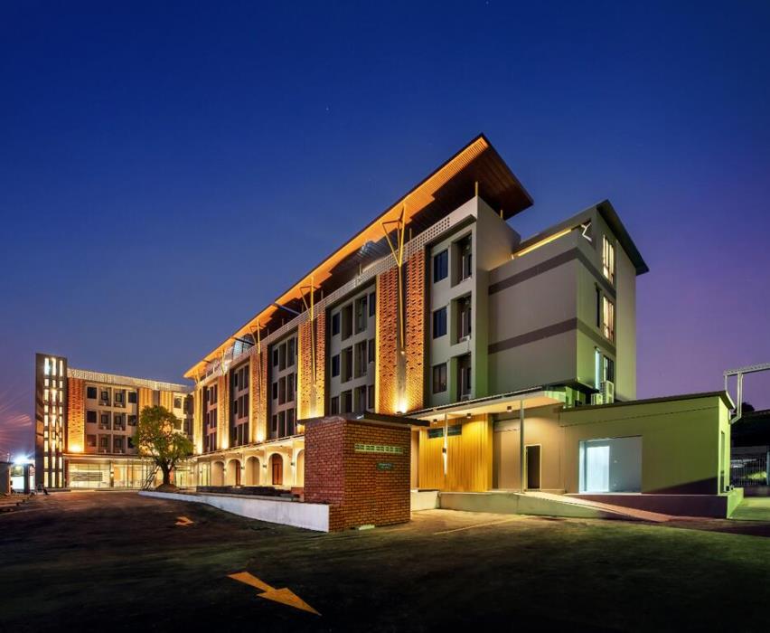 plaai plus hotel rayong