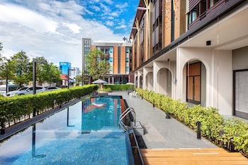 plaai plus hotel rayong