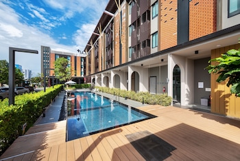 plaai plus hotel rayong