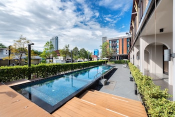 plaai plus hotel rayong