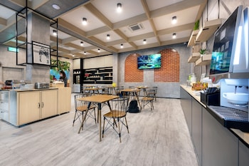 plaai plus hotel rayong