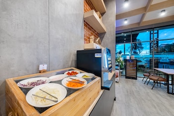plaai plus hotel rayong