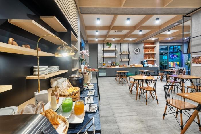 plaai plus hotel rayong