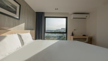 b2 don mueang premier hotel