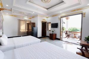 little saigon hostel