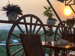 little saigon hostel
