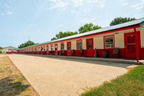 Oyo Hotel Lamberton Hwy 14,Mankato>>Lamberton,2 star