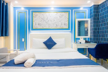 venice hotel