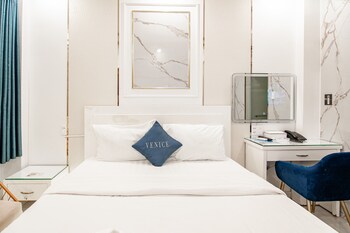 venice hotel