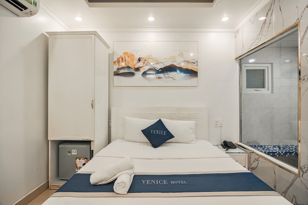 venice hotel