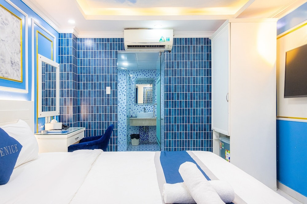 venice hotel