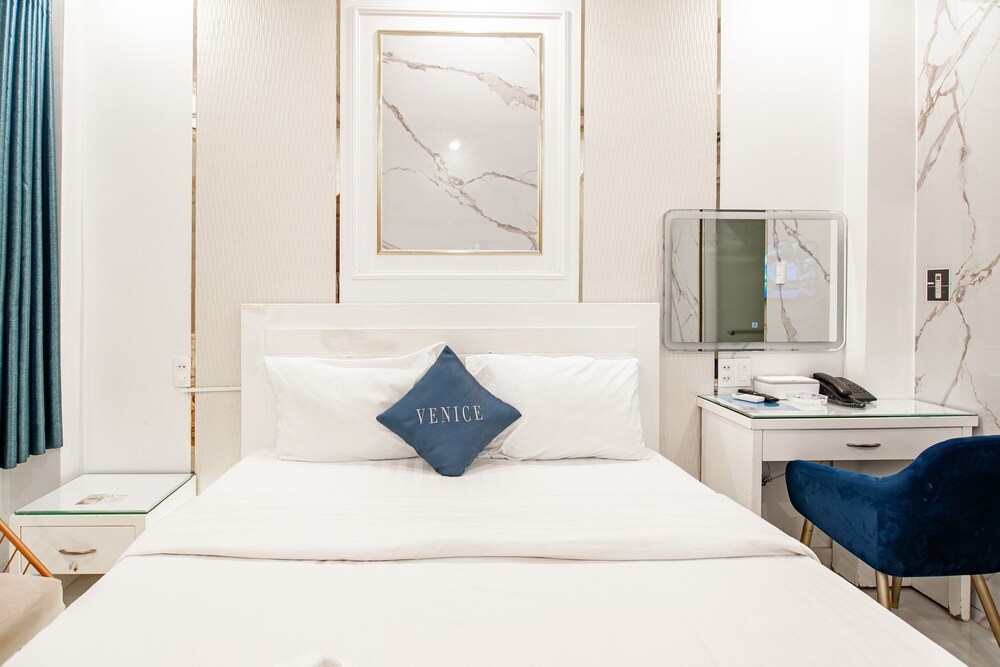 venice hotel