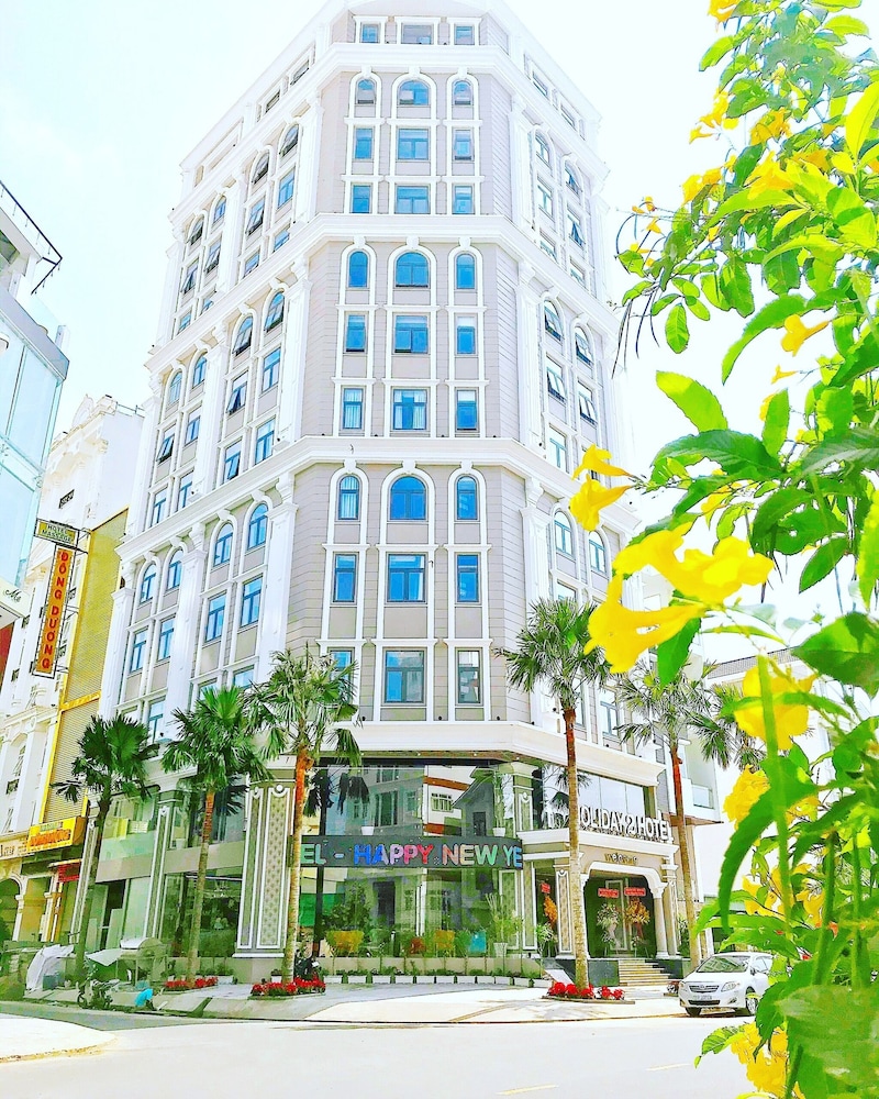 holiday 2 hotel