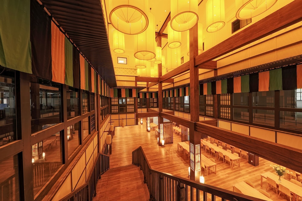 hilton quang hanh onsen resort