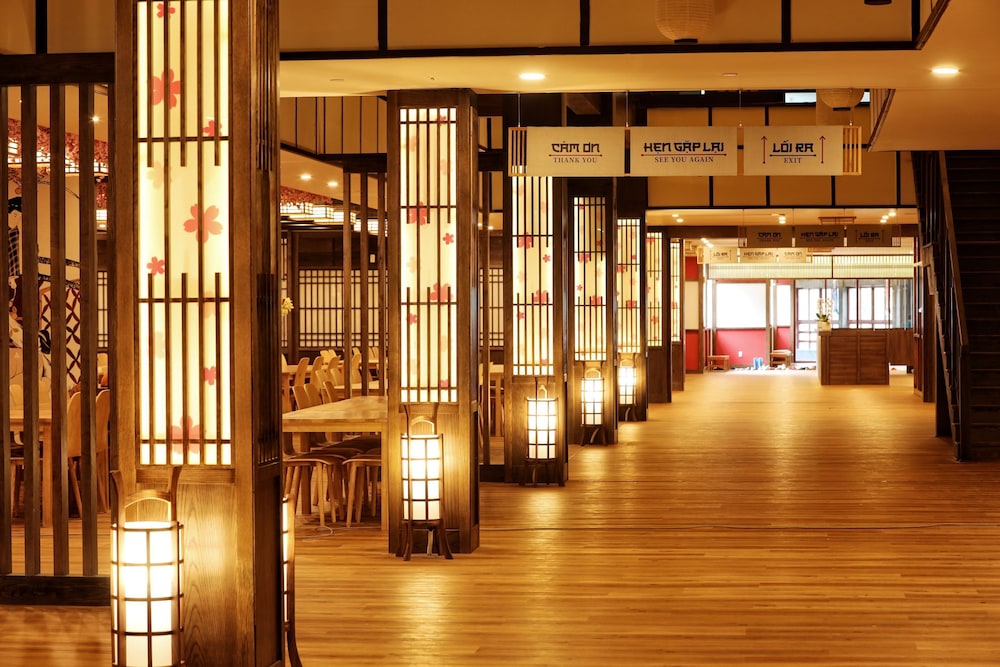 hilton quang hanh onsen resort