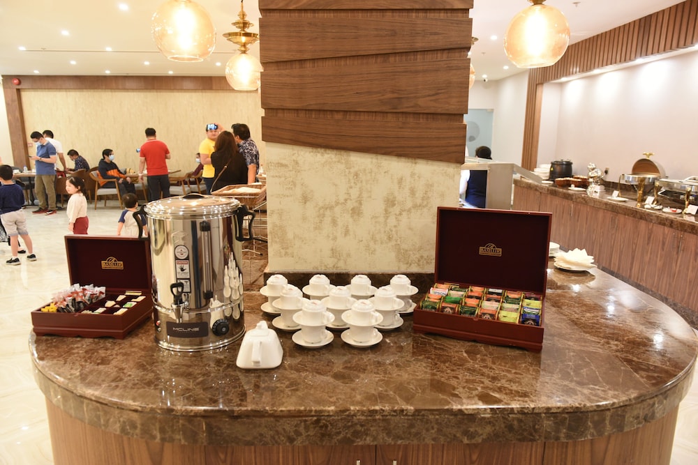 emerald hotel