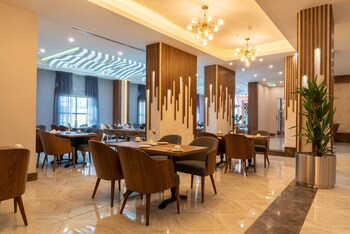emerald hotel
