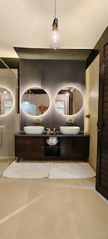 the postcard gir wildlife sanctuary