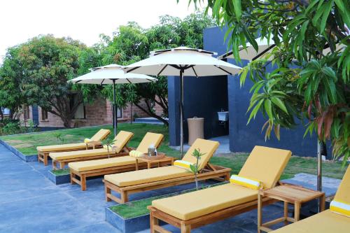 the postcard gir wildlife sanctuary