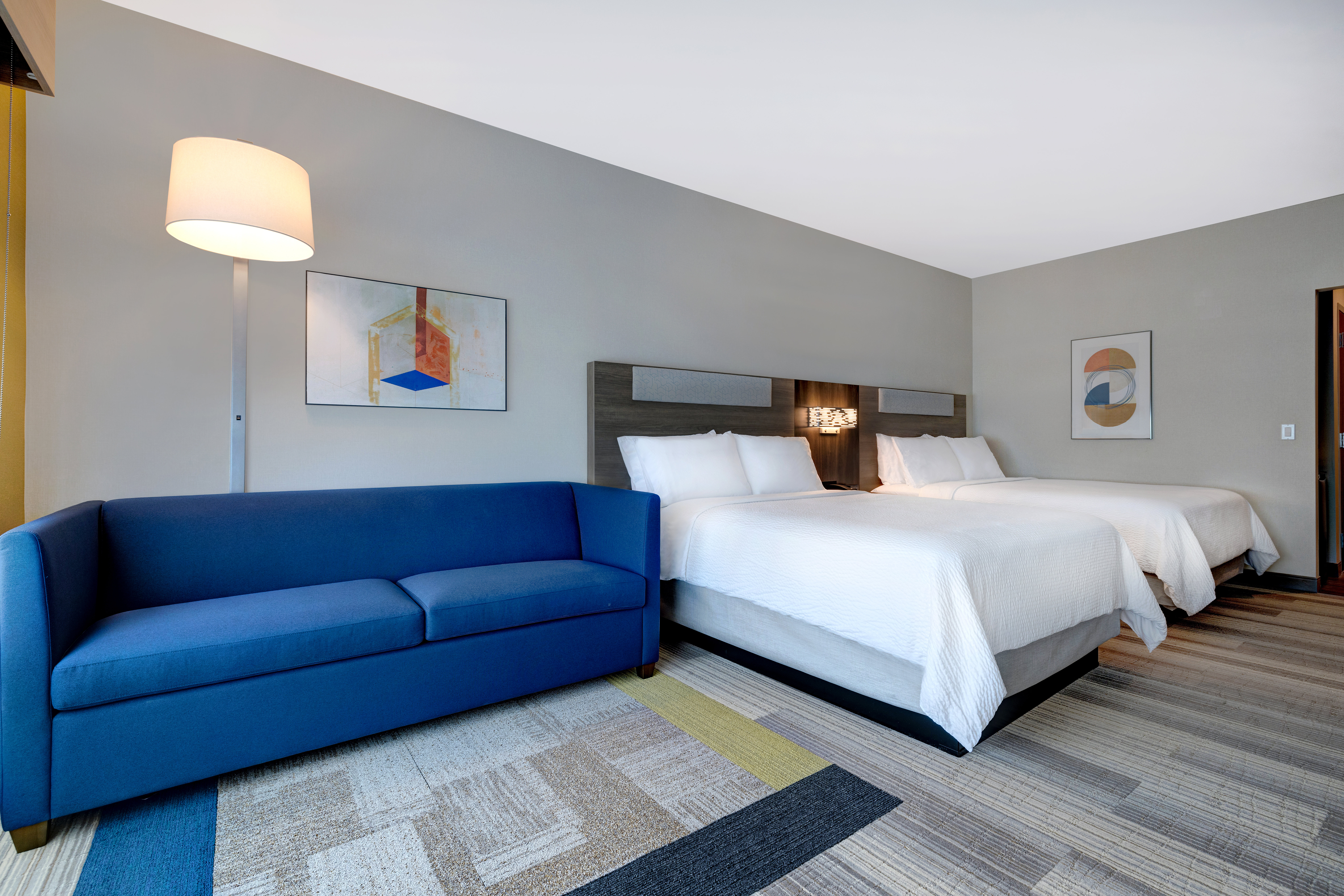 holiday inn express and suites glendale downtown an ihg hotel