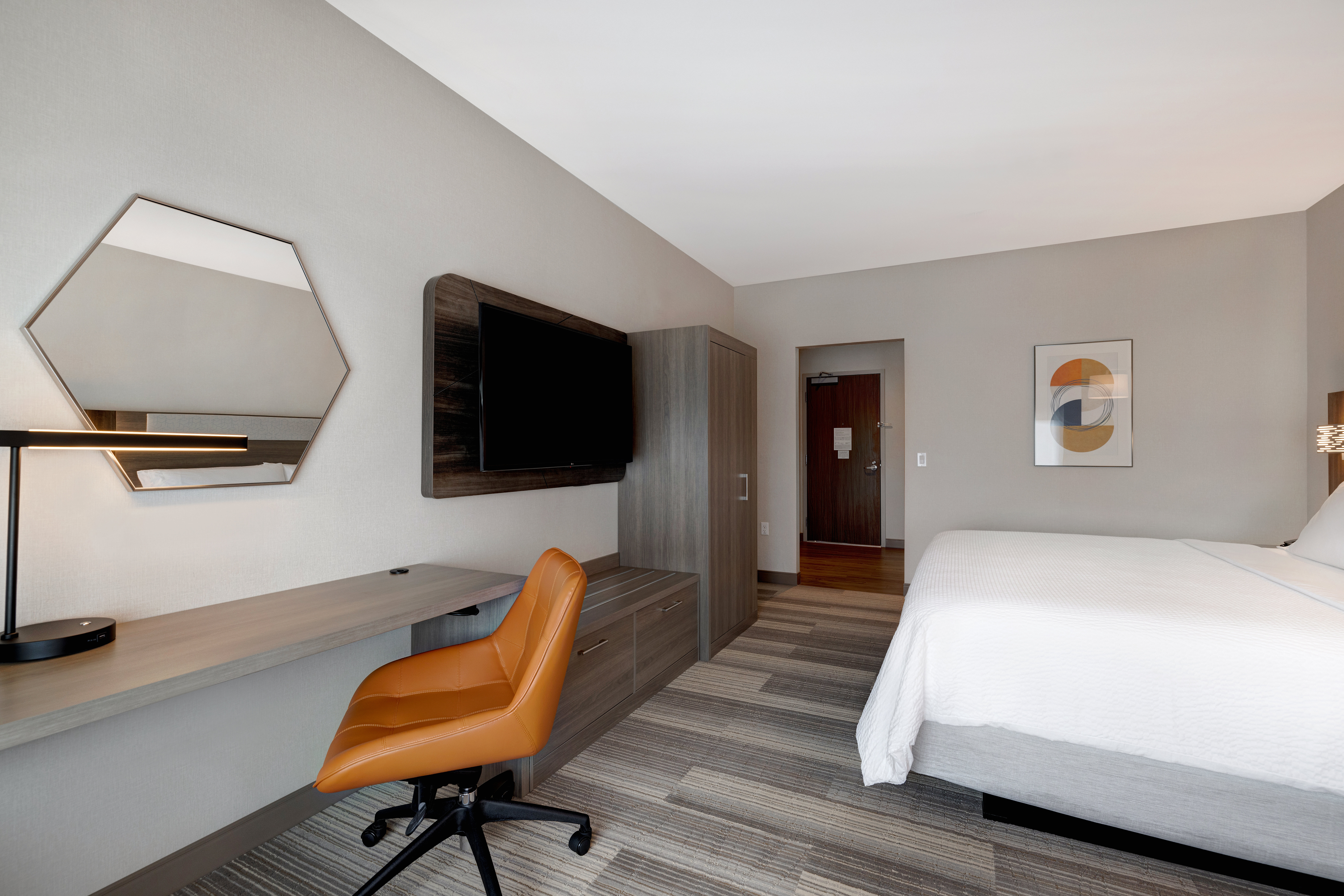 holiday inn express and suites glendale downtown an ihg hotel