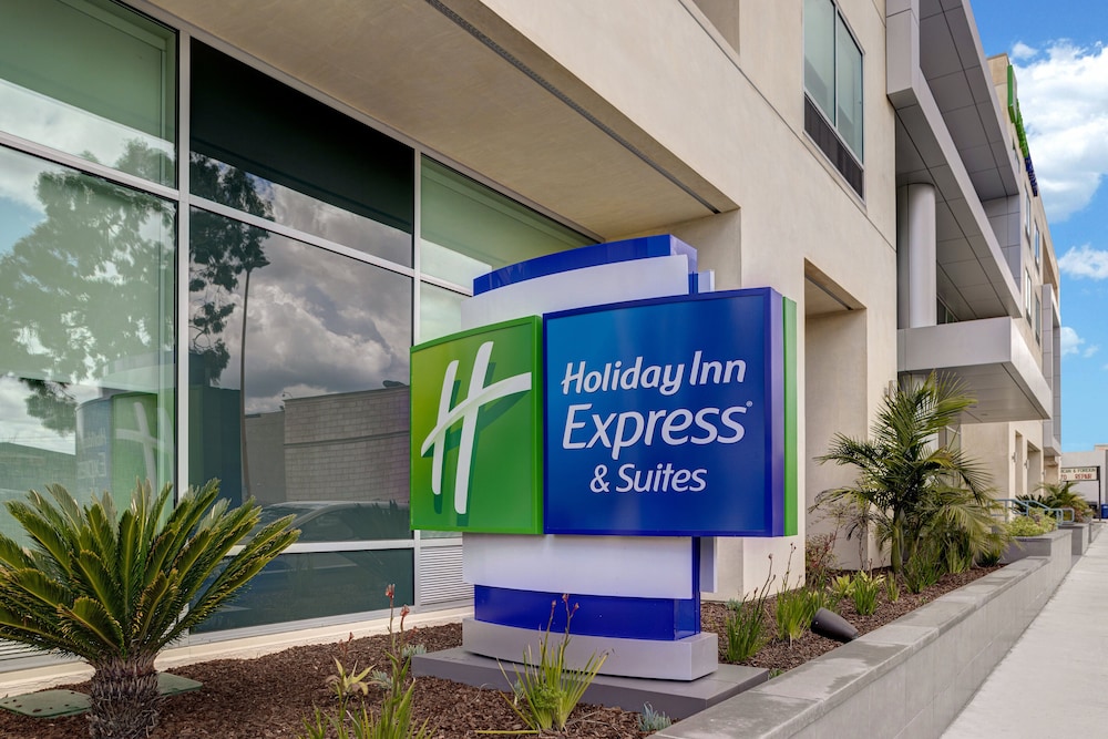 holiday inn express and suites glendale downtown an ihg hotel