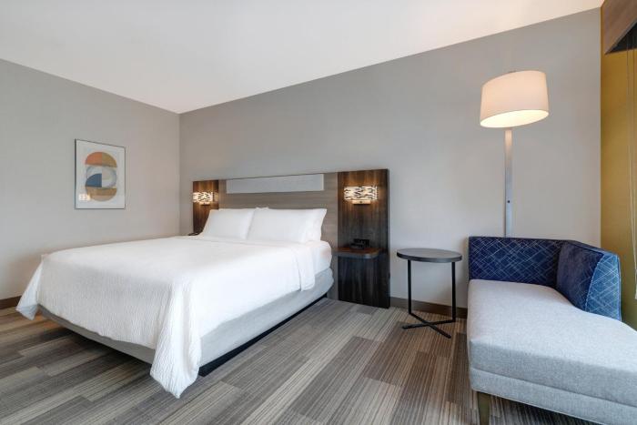holiday inn express and suites glendale downtown an ihg hotel