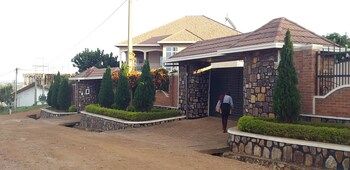 inganzi apartments