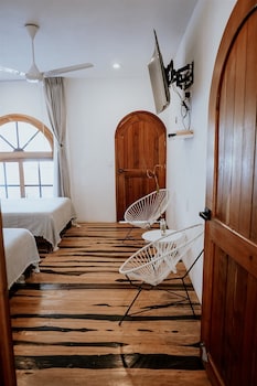 apartments and suites madre holbox self check in