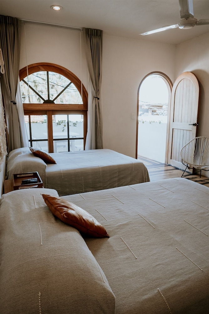 apartments and suites madre holbox self check in