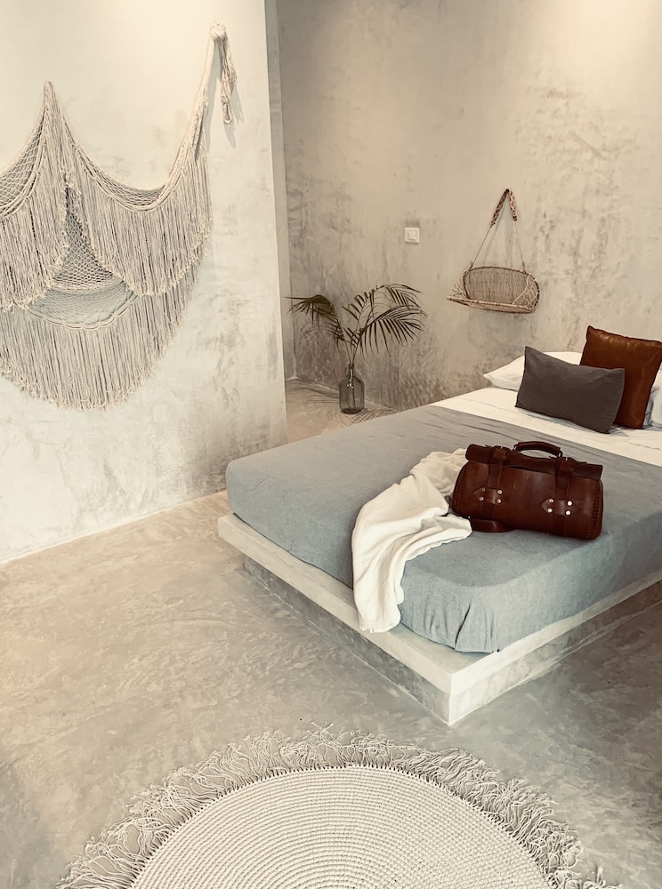 apartments and suites madre holbox self check in
