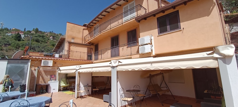 le grand soleil apartments