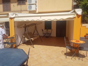 le grand soleil apartments