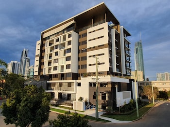 surfers paradise
