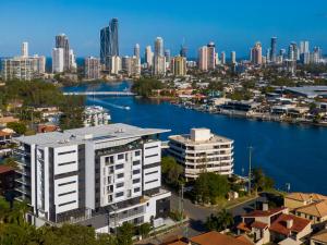 surfers paradise