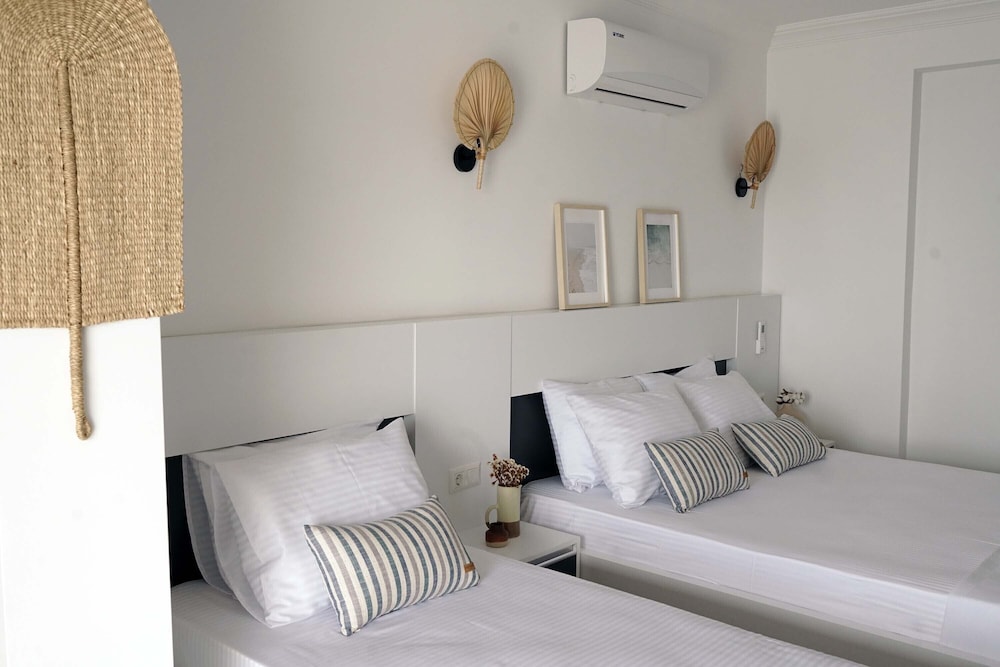 blue island luxury hotel adults only