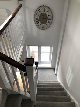 hamilton arms