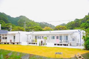 shirahama beach garden