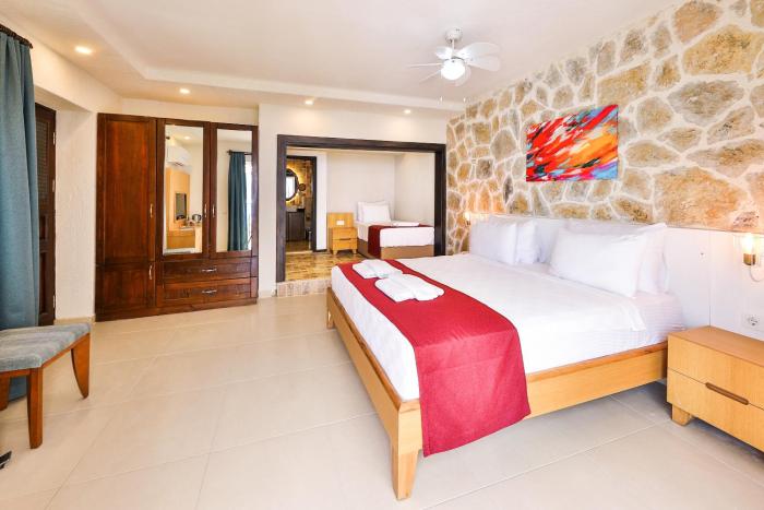 atalante hotel