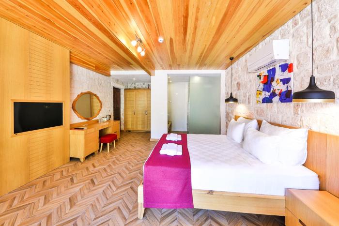 atalante hotel