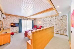 atalante hotel