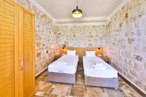 atalante hotel