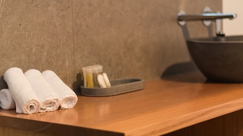 ulverstone waterfront apartments