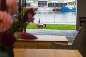 ulverstone waterfront apartments