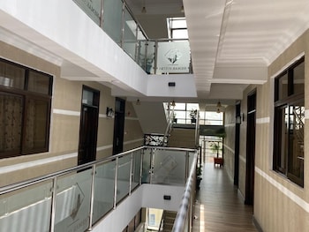 hemak suites